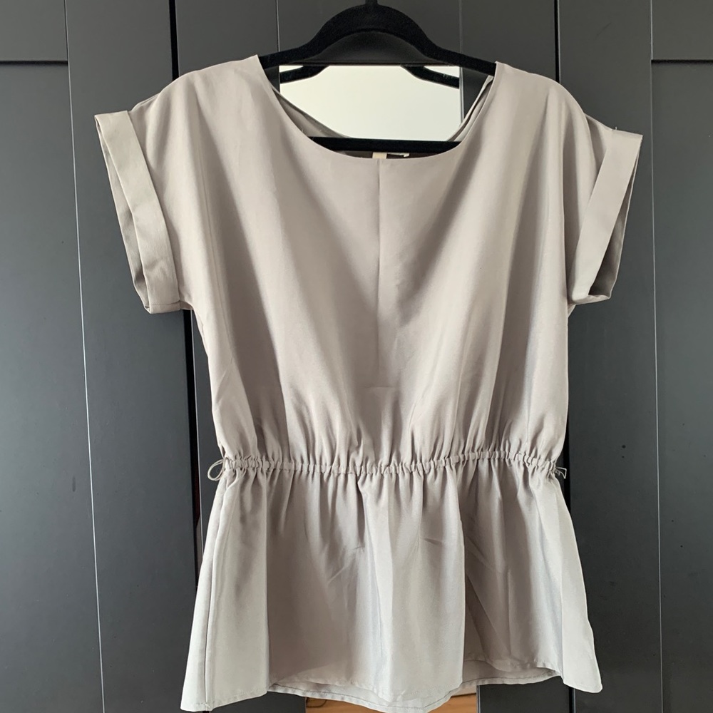 Woman’s blouse